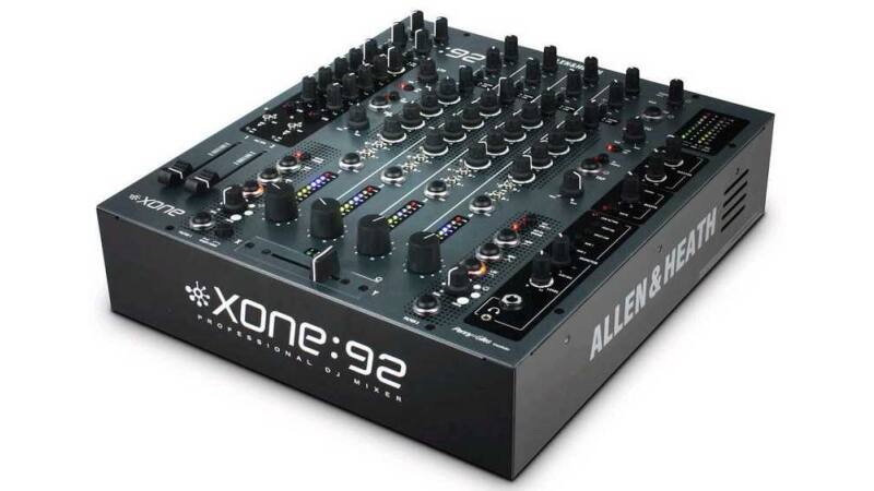 Allen & Heath Xone 92 - 4 Kanal Club/DJ-Mixer